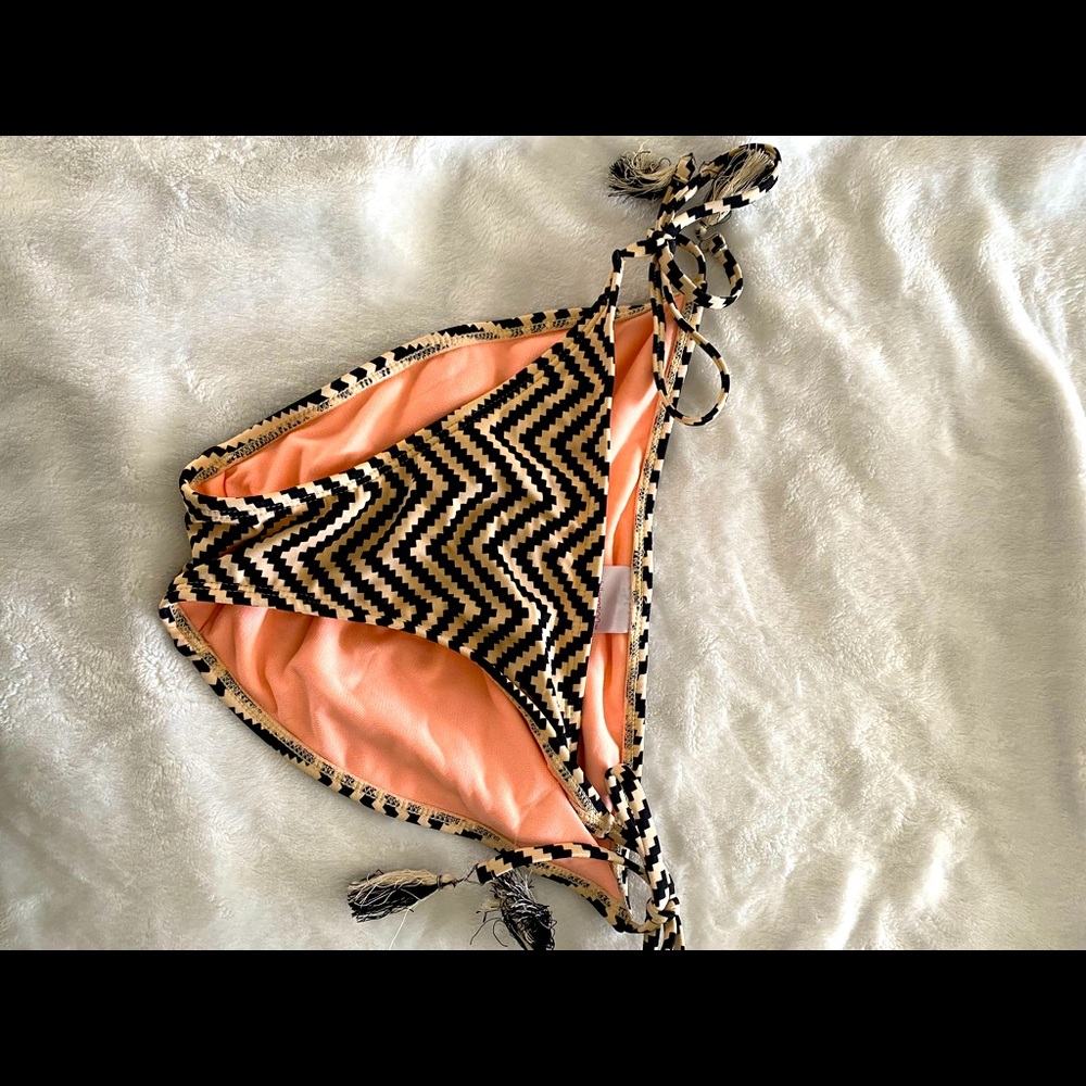 Xhiliration swim bottoms